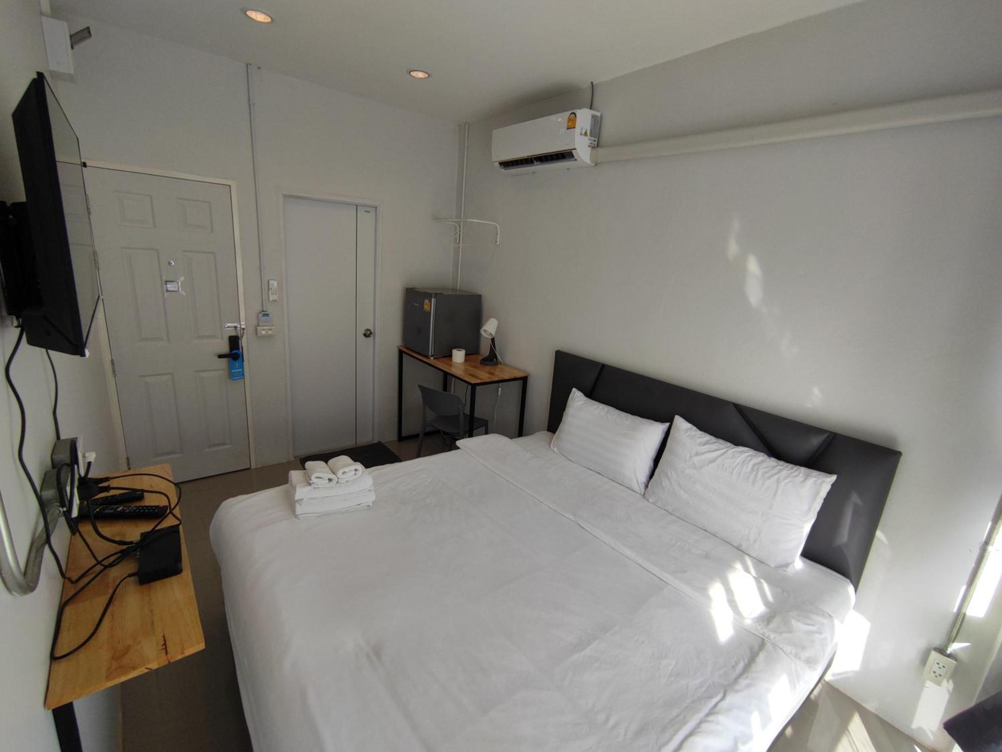 Life Hotel Rong Khun Ban Mai  Kültér fotó